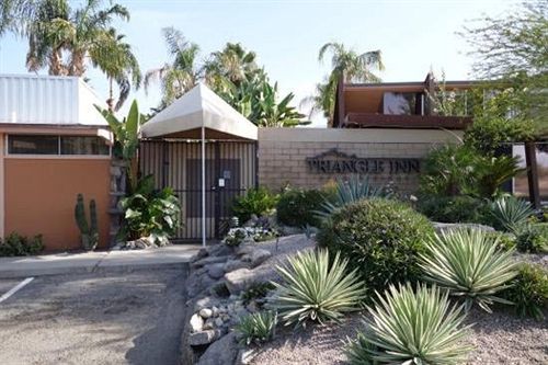 Triangle Inn Clothing Optional Resort For Men Palm Springs Bagian luar foto
