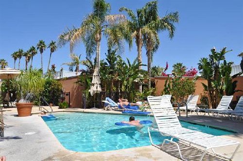 Triangle Inn Clothing Optional Resort For Men Palm Springs Bagian luar foto